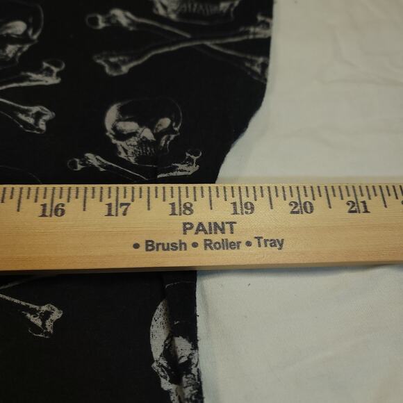 Social Misfits Casual Short Sleeve Crew Neck Graphic Shirt Womens Size S Black - Picture 6 of 7